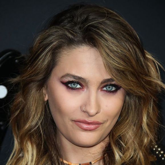 Paris Jackson lors de l'avant-première du film Netflix "The Dirt" au cinéma ArcLight à Los Angeles le 18 mars 2019. © Backgrid USA / Bestimage