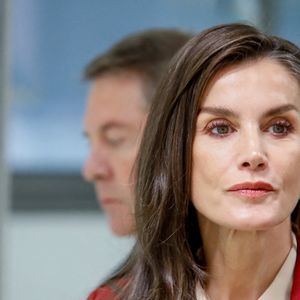 La reine Letizia d'Espagne et le roi Felipe d'Espagne visitent Cuenca pour l'ouverture d'un nouvel hôpital universitaire le 19 décembre 2024 à Cuenca, Espagne. Photo by Archie Andrews/ABACAPRESS.COM