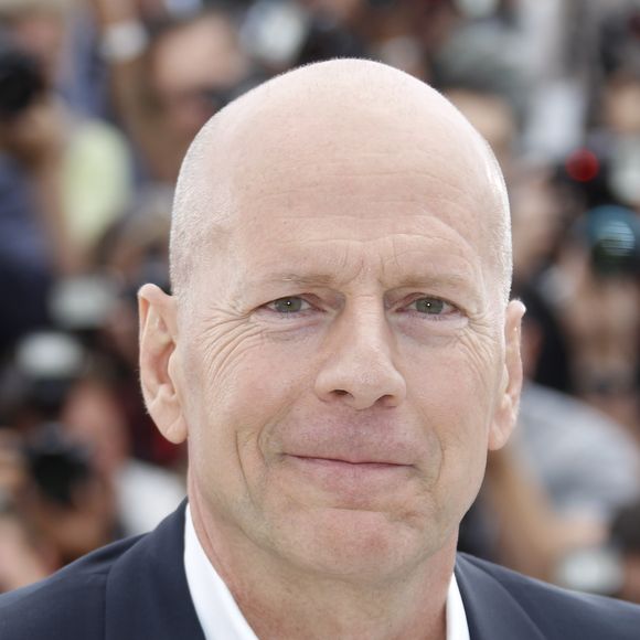 Bruce Willis pendant le 65ème festival du film de Cannes, le 16 mai 2012. 

Borde-Moreau / Bestimage