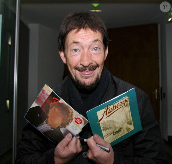 Chris Rea présente ses peintures lors d'une exposition à Vienne en 2005. Photo par Imago/ABACAPRESS.COM