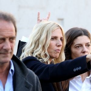 Vincent Lindon, Sandrine Kiberlain, Chiara Mastroianni au traditionnel remake du célèbre film de Louis Lumière de 1895 "La Sortie de l'usine Lumière à Lyon" à l'occasion du 8ème Festival Lumière à Lyon, le 15 octobre 2016.