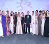 Dans moins de deux mois, une jeune femme sera sacrée Miss France 2026.

Maeva Coucke, Amandine Petit, Melody Vibert, Chloe Mortaud, Diane Leyre, Nathalie Marquay, Sylvie Tellier, Ophelie Meunier, Camille Cerf, Marine Lorphelin, Angelique Angarni-Filopon, Clemence Botino, Sophie Thalmann, Mareva Galanter, Vincent Pimont (directeur de l’hôtel The Peninsula Paris) - Soirée de gala de l’association "Les Bonnes Fées" à l’Hôtel The Peninsula Paris le 8 octobre 2025. The Peninsula Paris renouvelle son soutien dans la campagne Octobre Rose au côté de l’artiste G.Sardin.
© Rachid Bellak/Bestimage