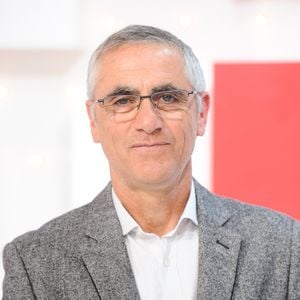 Laurent Jalabert - Enregistrement de l'émission "Vivement dimanche" au Studio Gabriel à Paris, présentée par M.Drucker et diffusée le 23 juin sur France 3. © Guillaume Gaffiot / Bestimage