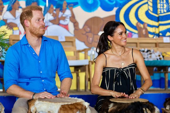 Le prince Harry, et son épouse, Meghan Markle lors d'une visite à Bogota, en Colombie.