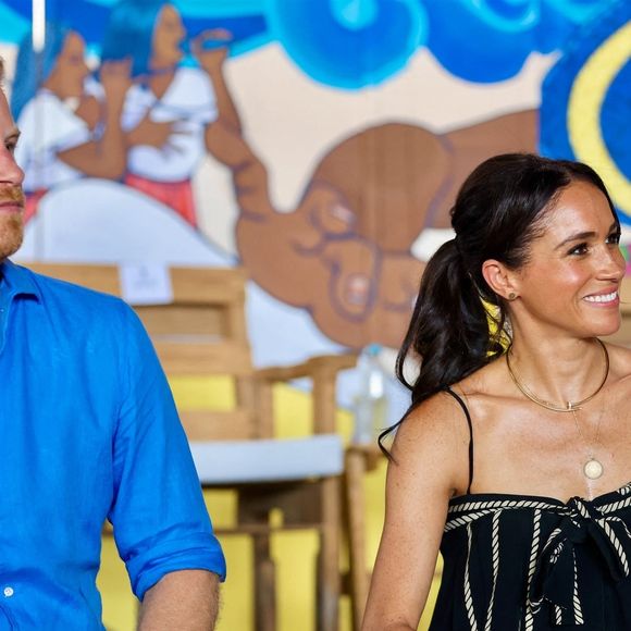 Le prince Harry, et son épouse, Meghan Markle lors d'une visite à Bogota, en Colombie.