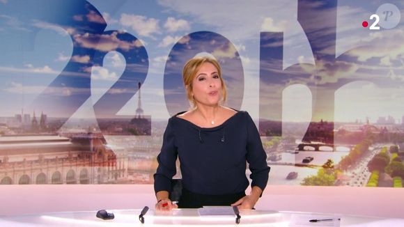 Léa Salamé à la présentation du JT de 20 heures de France 2 le 1er septembre 2025.