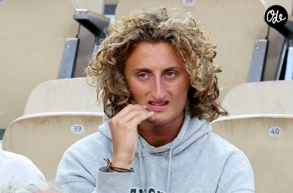Le jeune artiste cherche à se faire un prénom par son talent.

Joalukas Noah lors de la rencontre de tennis fauteuil entre S.Houdet et M.delaPuente en quart de finale des jeux paralympiques Paris 2024 le 4 septembre 2024.

© Dominique Jacovides / Bestimage