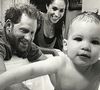 La mère de famille a admis avoir eu recours à de la médecine alternative lorsqu'elle était enceinte.
Le prince Harry, duc de Sussex et Meghan Markle, duchesse de Sussex, dévoilent des photos et des vidéos inédites de leur fils Archie dans "Harry & Meghan" (Netflix). Le 15 décembre 2022. © Backgrid UK/ Bestimage