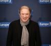 Michel Drucker a toutefois précisé que le concept ne disparaîtrait pas totalement puisqu'il serait transformé en "Vivement je vous aime".

Michel Drucker lors de la 500e de "Culture Médias" sur Europe 1 en présence de nombreux invités, à Paris, France, le 23 janvier 2026.

© Jack Tribeca/Bestimage