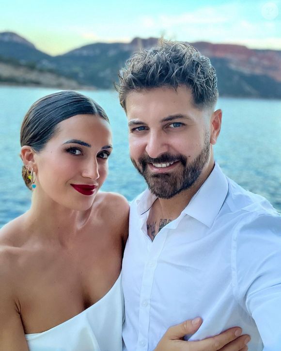 Antonin Portal, connu pour sa participation aux "Marseillais", et Barbara Morel, ancienne Miss, ont célébré leur mariage.