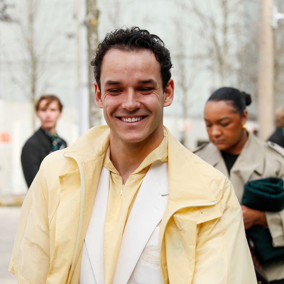 Théo Curin au défilé Lacoste "Collection Prêt-à-Porter Automne/Hiver 2025-2026" lors de la Fashion Week de Paris (PFW), le 9 mars 2025

© Christophe Clovis / Bestimage