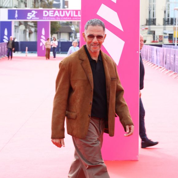 Roschdy Zem à la première de "Queen at Sea" lors du 52ème Festival du Cinéma Américain de Deauville, le 5 septembre 2026. 

© Denis Guignebourg / Bestimage