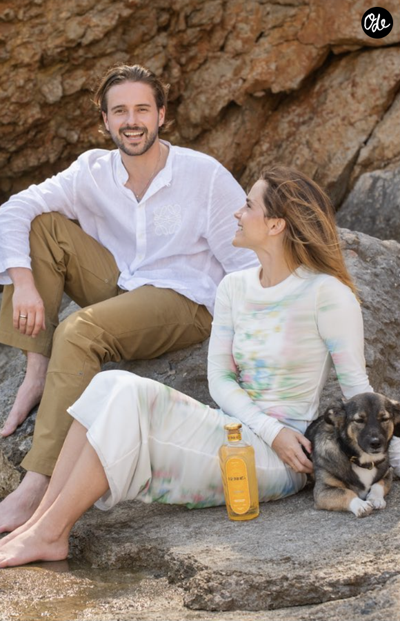 Emma Watson et son frère Alex posent sur Instagram pour leur marque de Gin