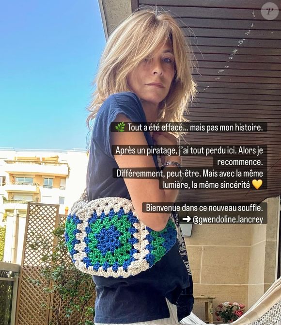 "Tout a été effacé... mais pas mon histoire", a-t-elle écrit en légende d’un tout nouveau post Instagram le 15 octobre dernier. "Après un piratage, j’ai tout perdu ici alors je recommence...", a confié celle qui confectionne des sacs en crochet qu'elle met en vente.

Gwendoline Lancrey, belle-sœur de Laura Smet, a vu son compte Instagram être piraté - Instagram - 15 octobre 2025
