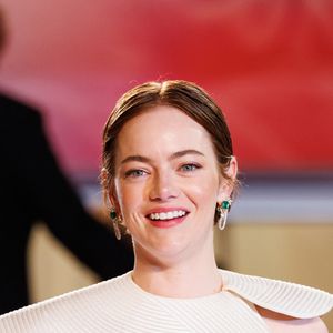 Emma Stone - Descente des marches du film « Eddington » lors du 78ème Festival International du Film de Cannes, au Palais des Festivals à Cannes. Le 16 mai 2025
© Jacovides-Moreau / Bestimage