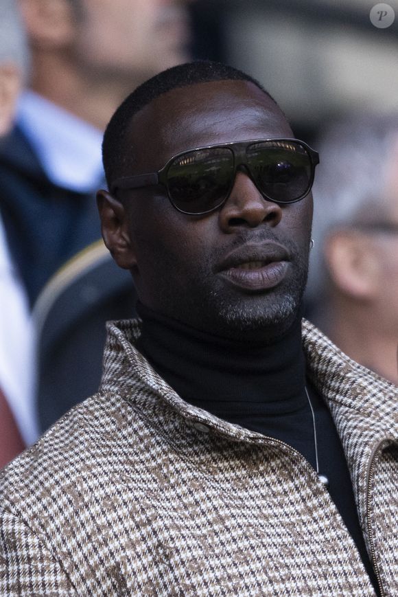 Omar Sy - Célébrités dans les tribunes lors du match retour de la Ligue Des Champions 2024-2025 (LDC) "PSG - Arsenal" (2-1) au Parc des Princes à Paris le 7 mai 2025. © Cyril Moreau/Bestimage
