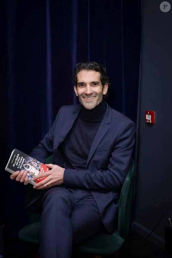 Un de ses collègues a tenu à la remercier, soulignant le succès de sa "boîte de nuit" pour athlètes

Exclusif - Romain Lachens lors de la présentation du livre de R.Lachens "De la France qui râle à la France qui gagne. Notre victoire olympique" au club We Are à Paris le 21 janvier 2025. 
© Jack Tribeca / Bestimage