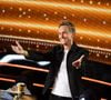Nos confrères précisent : "Ces cachets s’ajoutent les uns aux autres et sont négociés individuellement, hors des grilles salariales classiques de France Télévisions. Là où un cadre supérieur peut espérer environ 60 000 euros par an selon les conventions internes, Féraud atteint huit fois ce montant."

Exclusif - Cyril Féraud lors de l'enregistrement de l'émission "100% Logique", présentée par C.Féraud et diffusée le 24 janvier 2026 sur France 2, à Saint Denis, France, le 28 novembre 2025. © Jeremy Melloul/Bestimage