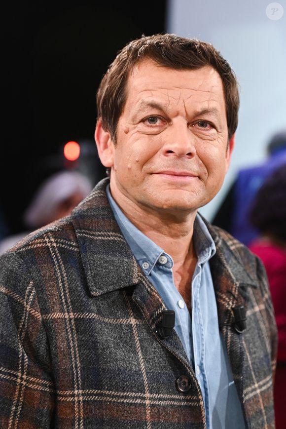 Cette recette très généreuse renferme du véritable jambon Prince de Paris et du bon comté affiné pendant quinze mois.

Exclusif - Laurent Mariotte lors de l'enregistrement de l'émission Vivement dimanche au studio Rive gauche, présentée par M. Drucker, diffusée sur France 3, le 1er mars 2026, à Paris, France, le 18 février 2026. © Guillaume Gaffiot/Bestimage