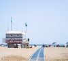 Une petite ville occitane de 5000 habitants, située au bord de l'eau.
France, Gruissan, 11 août 2021. Poste de secours de la plage de Gruissan. Scène de vie sur la plage. Photo de vacanciers sur les plages de Gruissan et de Narbonne plage. Photo par Patricia Huchot-Boissier/ABACAPRESS.COM