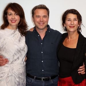 Valérie Bonneton, Guillaume de Tonquédec et Isabelle Gélinas - Photocall de la série "Fais pas ci, fais pas ça" lors du 18ème Festival de la Fiction TV de La Rochelle. Le 16 septembre 2016
© Patrick Bernard / Bestimage