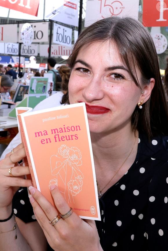 Pauline Bilisari - Festival du Livre de Paris 2025 au Grand Palais à Paris le 11 avril 2025.
© Cédric Perrin / Bestimage