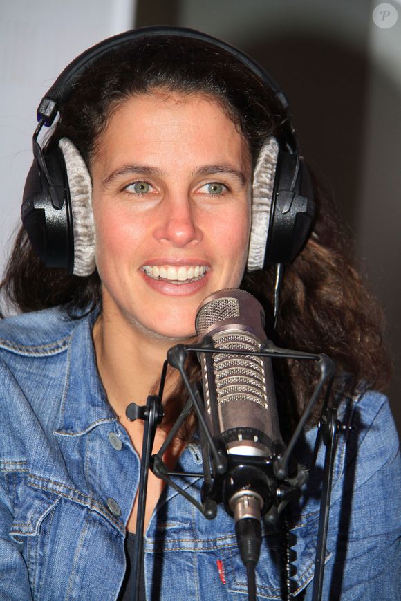 Exclusif - Clémence Castel (Koh-Lanta 2005 et 2018) lors de l'émission "Le Show de Luxe" sur la Radio Voltage à Paris , France, le 8 avril 2019. © Philippe Baldini/Bestimage