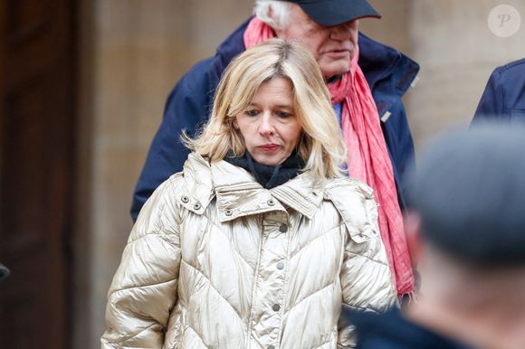 Wendy Bouchard à la sortie des obsèques de Jean-Luc Petitrenaud en l'église Saint-Pierre-du-Gros-Caillou à Paris, France, le 17 janvier 2025. © Christophe Clovis/Bestimage