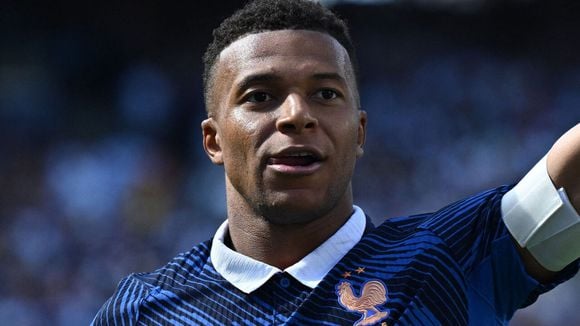 Kylian Mbappé : Sa célébration originale et jamais vue sur le terrain cache un clin d'oeil à une personne très connue