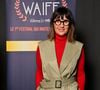 Elle explique : "C'est Stéphane Courbit, mon patron actuel, qui va venir avec une de mes amies, qui s'appelle Sophie, et qui va me l'annoncer. 

Alexia Laroche Joubert, memebre du jury, durant le photocall lors de la 1ère édition du World AI Film Festival (WAiFF) à Nice, le 11 avril 2025© Bruno Bebert / Bestimage