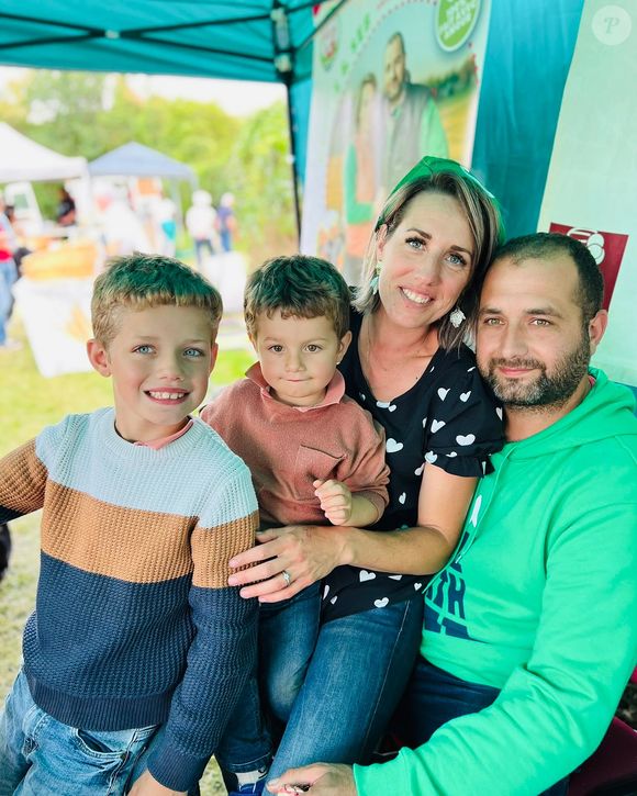 Côté tarifs, le séjour s'affiche à partir de 145 euros la nuit, mais bénéficie actuellement d'une belle promotion à 120 euros. 

Claire de "L'amour est dans le pré" heureuse en famille