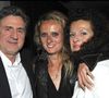 Sa mère n'est autre que l'actrice Anne Jousset. Alors, avec deux parents du sérail, Aurore Auteuil s'est lancée avec passion dans la comédie...

Daniel Auteuil, Aurore Auteuil et Anne Jousset lors d'une soirée après l'avant-première du film "La fille du puisatier", au restaurant Flora Danica, Paris, le 14 avril 2011. © Rindoff Guirec / Bestimage