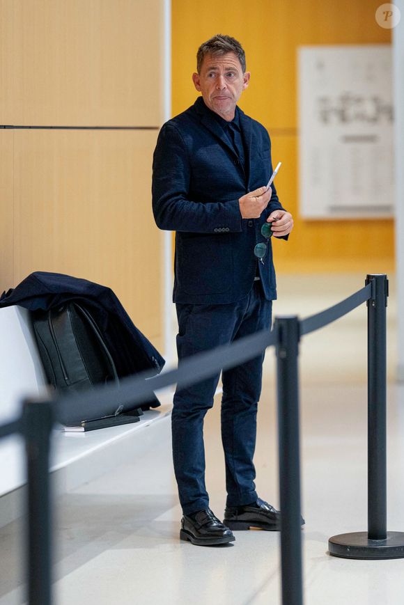 Daniel Riolo - Arrivées au tribunal correctionnel de Paris en marge du procès en diffamation entre Didier Deschamps et Daniel Riolo. Le procès en diffamation opposant Didier Deschamps à Daniel Riolo s’est ouvert le 20 novembre 2025 devant la XVIIe chambre du tribunal correctionnel de Paris 

© Pierre Perusseau/Bestimage