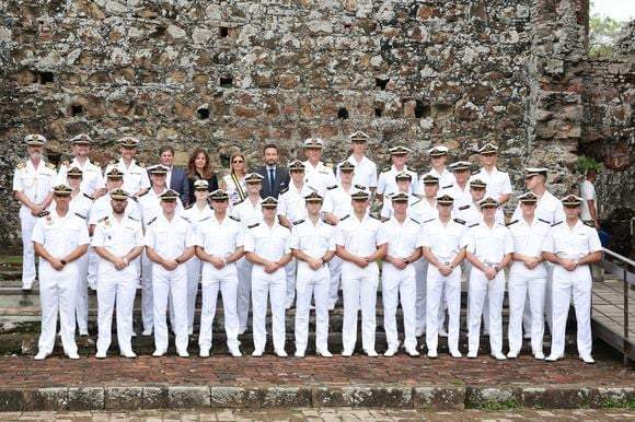 La reine Letizia et la princesse Leonor d'Espagne se sont retrouvées après 4 mois lors de l'escale du navire-école Juan Sebastián de Elcano à Panama City. Casa de S.M. El Rey via Bestimage