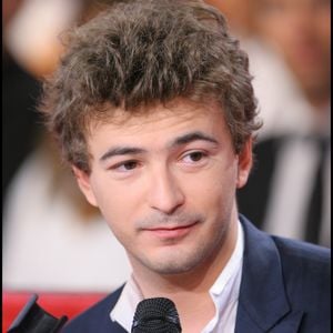 Renan Luce lors de l'émission Vivement dimanche (archive)
©Guillaume Gaffiot/Bestimage