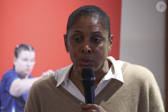Elle apprécie tout particulièrement l'atmosphère locale de ce quartier et ses nombreux espaces verts, qui sont parfaits pour promener son chien.

Marie-Jose Perec lors du lancement de la strategie Ambition Bleue 2025-2032 à Paris, France, le 18 novembre 2025. © Michtof/PsnewZ/Bestimage