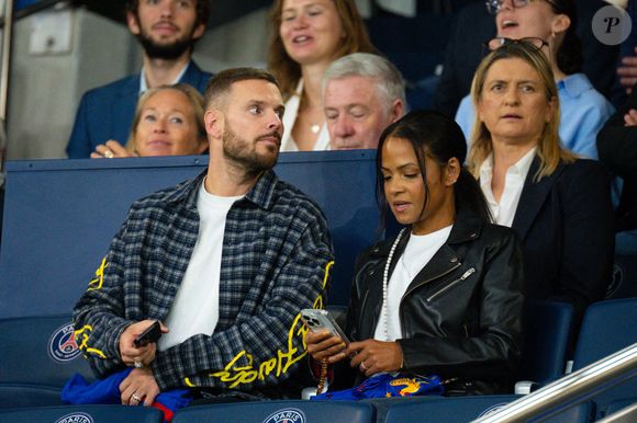 Christina Milian et son mari M. Pokora dans les tribunes lors du match de qualification pour la Coupe du Monde 2026 entre la France et l'Islande au Parc des Princes à Paris le 9 septembre 2025. 

©Federico Pestellini/PsnewZ/Bestimage