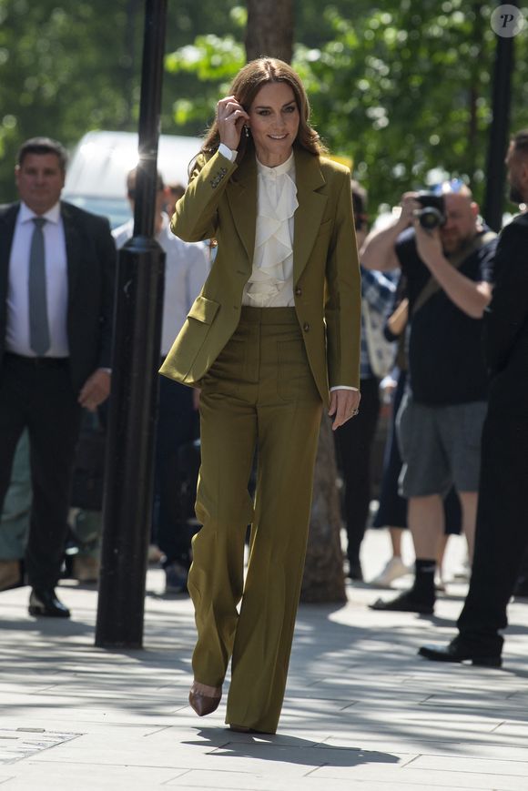 Catherine (Kate) Middleton, princesse de Galles, arrive aux studios "180 Strand" à Londres. GOFF INF / BESTIMAGE
