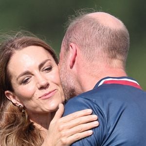 Le prince William et Kate Middleton, prince et princesse de Galles, assistent à un match de polo caritatif au Guards Polo Club de Windsor, au Royaume-Uni, le 10 juillet 2026. Photo de Stephen Lock/i-Images/ABACAPRESS.COM