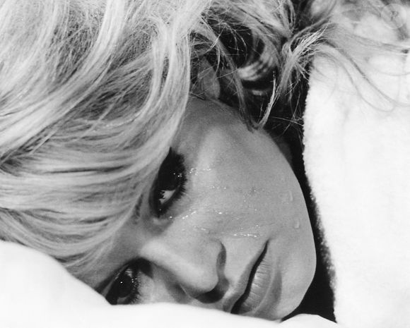 Publicité studio : "A Very Private Affair" Brigitte Bardot, en 1961. Photo Press Service / BESTIMAGE