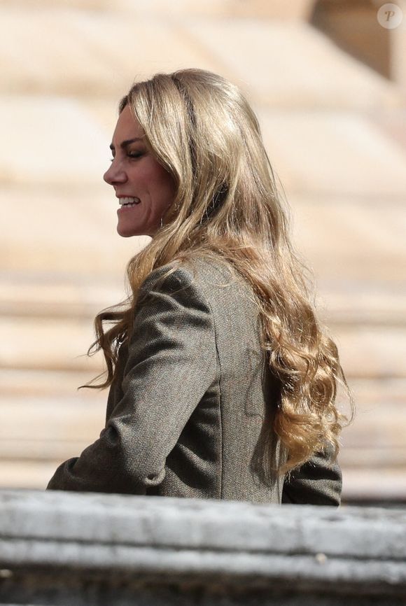 L'épouse du prince William est apparue avec des cheveux beaucoup plus claire que d'habitude.

La princesse de Galles lors de sa visite des jardins nouvellement transformés du Musée d'histoire naturelle de Londres, au Royaume-Uni, le 4 septembre 2025. © Lock Stephen/I-Images/ABACA