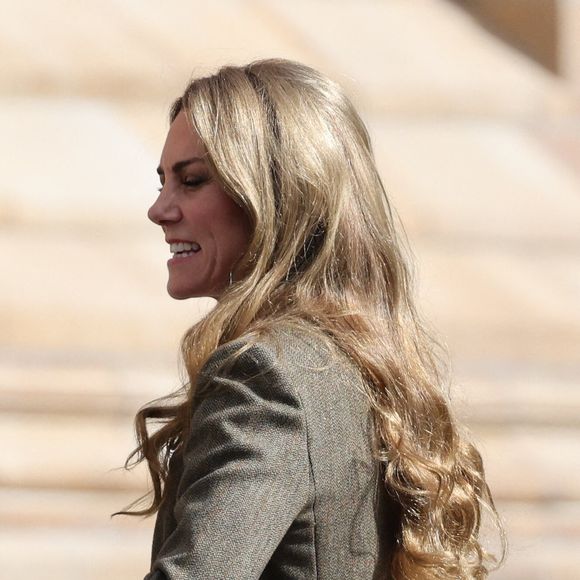 L'épouse du prince William est apparue avec des cheveux beaucoup plus claire que d'habitude.

La princesse de Galles lors de sa visite des jardins nouvellement transformés du Musée d'histoire naturelle de Londres, au Royaume-Uni, le 4 septembre 2025. © Lock Stephen/I-Images/ABACA