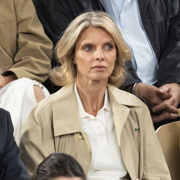 Les Français connaissent Sylvie Tellier pour avoir dirigé la société Miss France pendant 17 ans avant de quitter son poste en 2022.

Sylvie Tellier dans les tribunes lors des Internationaux de France de Tennis de Roland Garros 2025, à Paris, France, le 5 juin 2025.

© Jacovides-Moreau/Bestimage