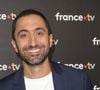 "Je le dis de manière très ferme : je n’ai jamais exercé de violences, quelles qu’elles soient, envers la mère de mes enfants", a-t-il assuré.

Jimmy Mohamed au photocall de la conférence de presse de rentrée de France Télévisions à Paris, France, le 4 septembre 2024.

© Coadic Guirec/Bestimage