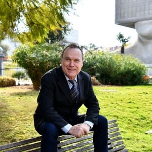 Exclusif - Julien Lepers durant la 7ème édition du grand concours départemental "Danse avec les seniors" dans la salle Apollon du palais Acropolis à Nice le 6 février 2022.  © Bruno Bebert/Bestimage