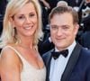 Suite à son divorce avec celui qui présentait le JT de TF1, la jolie blonde de 58 ans est tombée amoureuse du violoniste Renaud Capuçon avec lequel elle s'est mariée en 2009. 

Laurence Ferrari et son mari renaud Capuçon - Montée des marches du film « Benedetta » lors du 74ème Festival International du Film de Cannes.