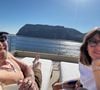 Sur les réseaux, Alexia Laroche-Joubert a publié une photo d'eux allongés sur un transat, face à la mer.

Capture Instagram d'Alexia Laroche-Joubert.