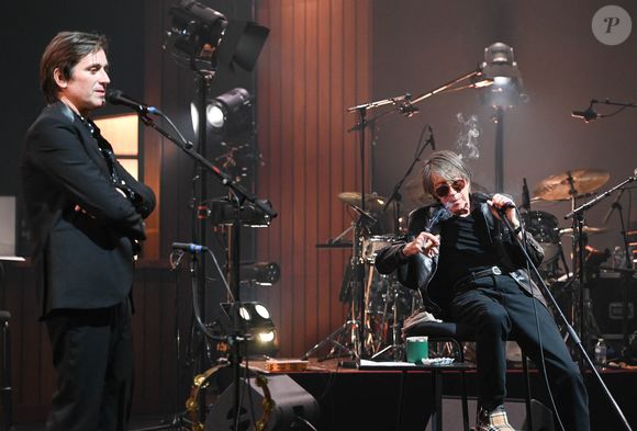 Dans une précédente interview accordée au "Figaro", il avait indiqué : "Je le vois une ou deux fois par semaine".

Jacques Dutronc et Thomas Dutronc en showcase de leur tournée "Dutronc & Dutronc" au Centre Evénementiel de Courbevoie le 11 avril 2022. Jacques et Thomas Dutronc se rejoignent sur scène pour une tournée unique !  © Coadic Guirec/Bestimage