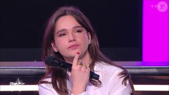 « Je ne vais pas vous mentir, la déception est là », confie-t-elle sur Instagram, tout en restant positive face à cette sortie.

Prime de la Star Academy sur TF1 - Lily