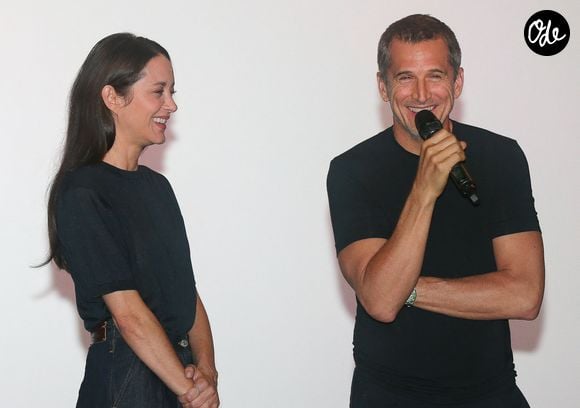 Une collaboration qui a profondément ému la comédienne comme elle tient à le souligner.

Marion Cotillard et Guillaume Canet à l'avant-première du Film 'Karma' au cinéma Kinepolis de Lomme, France, le 3 octobre 2026. © Stéphane Vansteenkiste/Bestimage